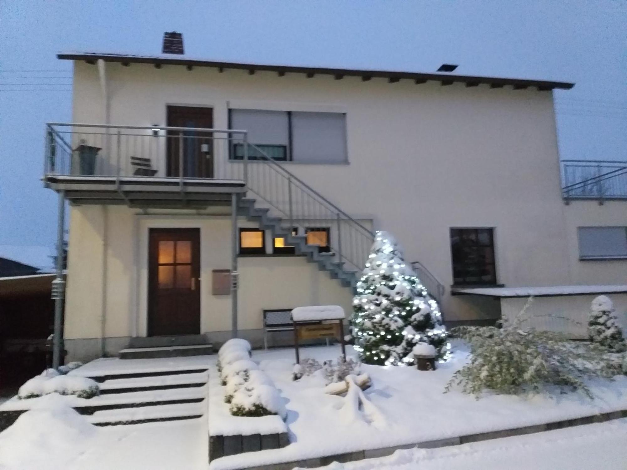 Apartment Zwei Schlafzimmer- Betten In Komforthoehe Baumholder Zewnętrze zdjęcie